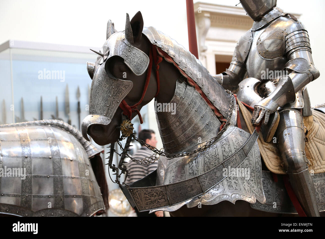 Rüstung für den Kampf. Plattenrüstung für Mensch und Pferd. Europa. Metropolitan Museum of Art. New York. USA. Stockfoto