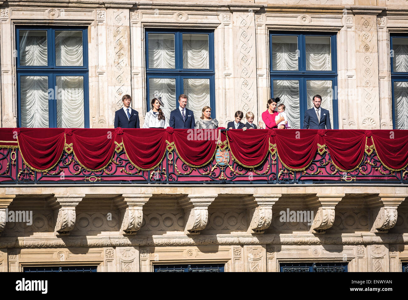 Die königliche Familie von der große Herzog von Luxemburg, zeigt sich in der Stadt für die Abschlussfeier der Oktave. Stockfoto