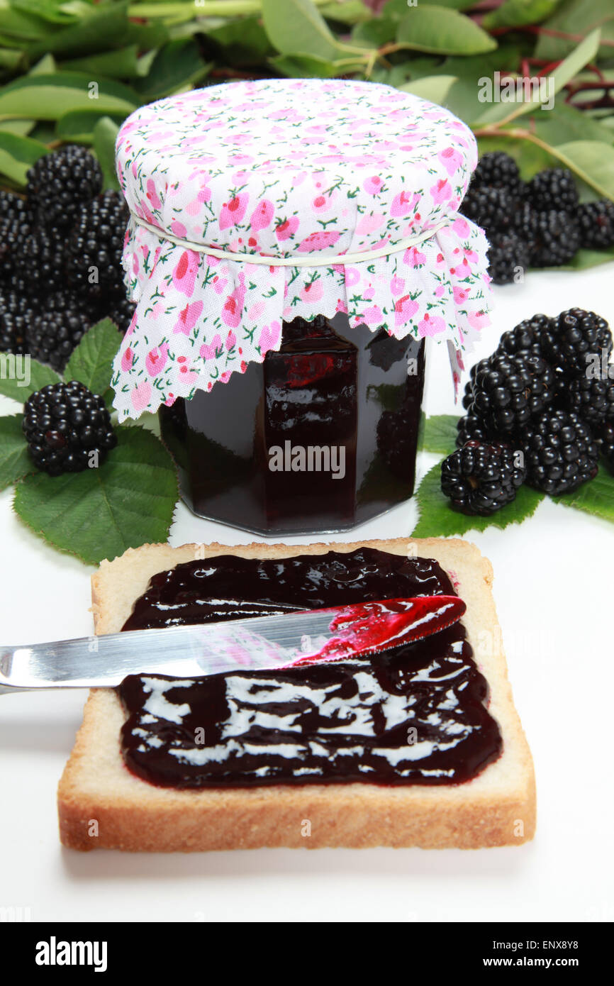 Brombeer-Konfitüre Stockfoto