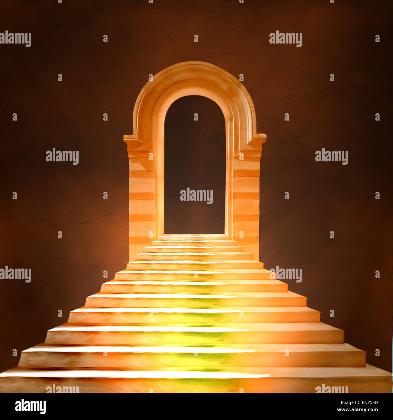 Treppe zum Himmel oder zur Hölle. Licht am Ende des Tunnels Stockfoto