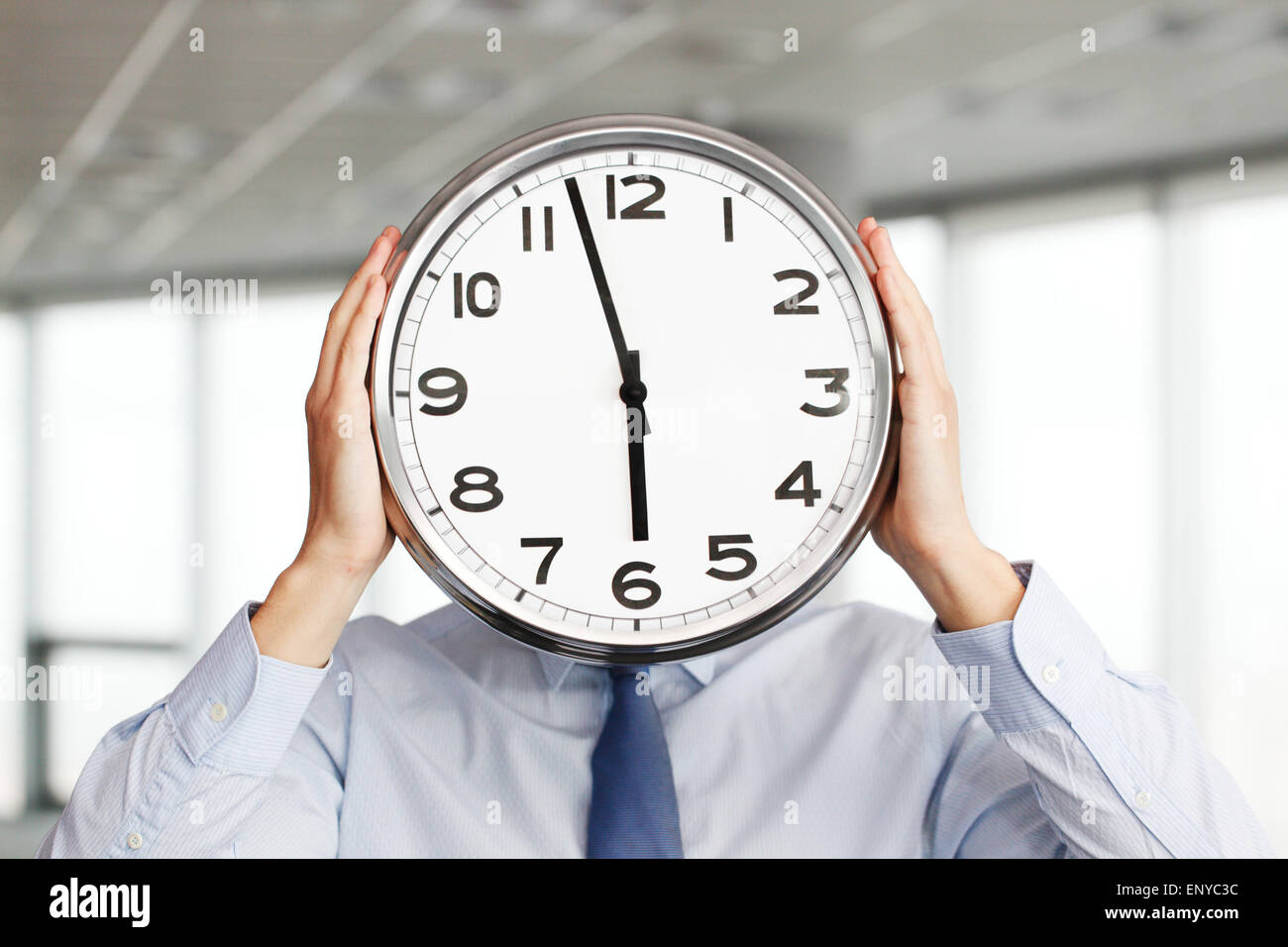 Ups Zustellung Bis Zum Ende Des Arbeitstages Arbeitstag ende -Fotos und -Bildmaterial in hoher Auflösung – Alamy