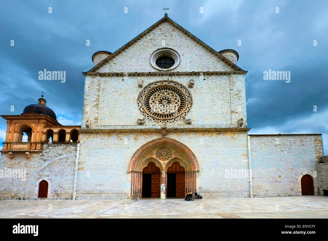 Basilika Saint Francis Assisi katholische Kirche Italien Tuscany Umbria es EU Europa Stockfoto