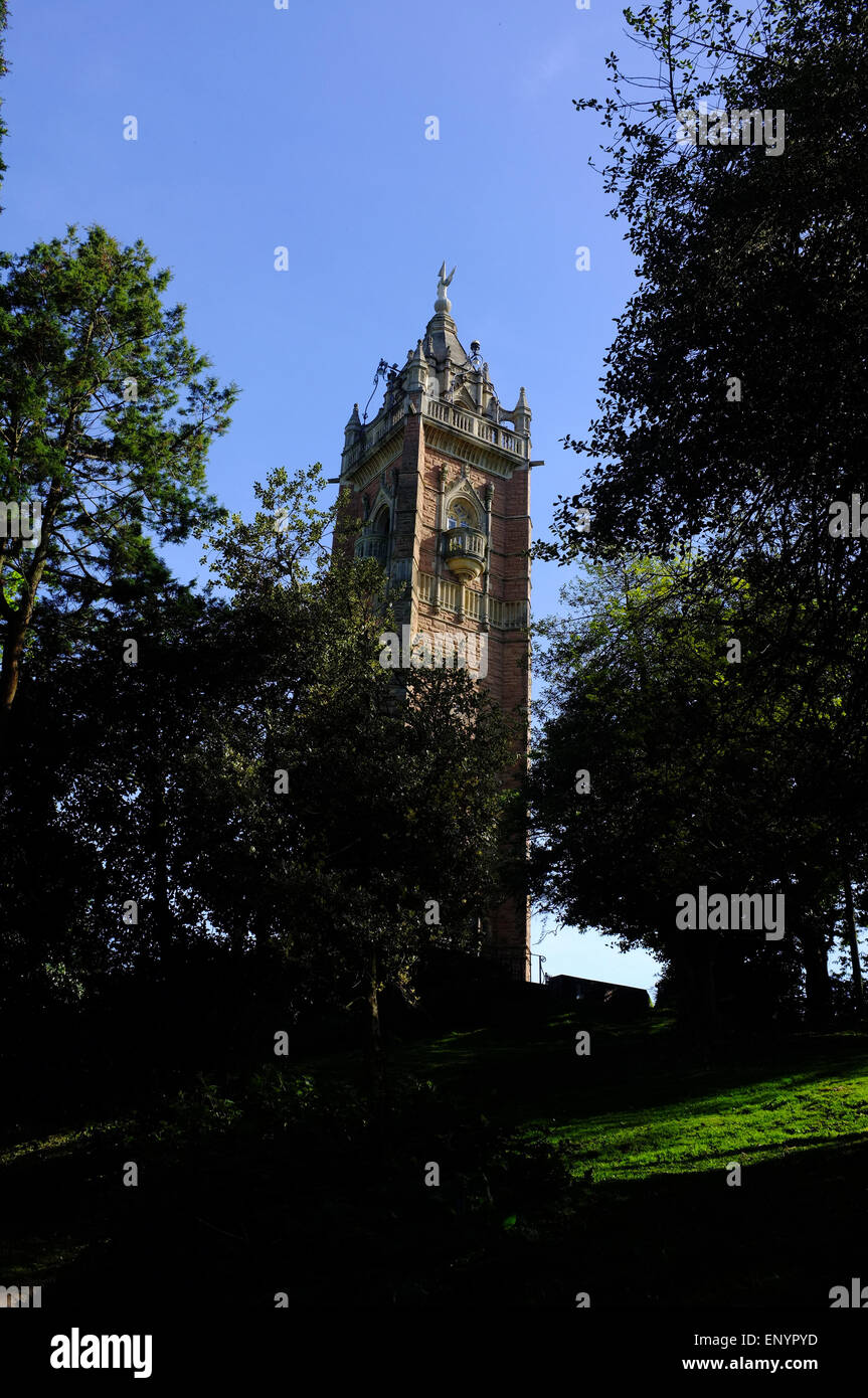 Der Cabot-Turm an der Spitze der Brandon Hill in Bristol. Stockfoto
