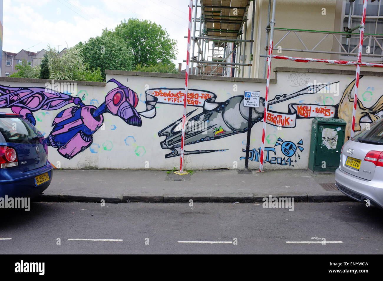 Straße Graffiti im Bereich St. Pauls in Bristol. Stockfoto