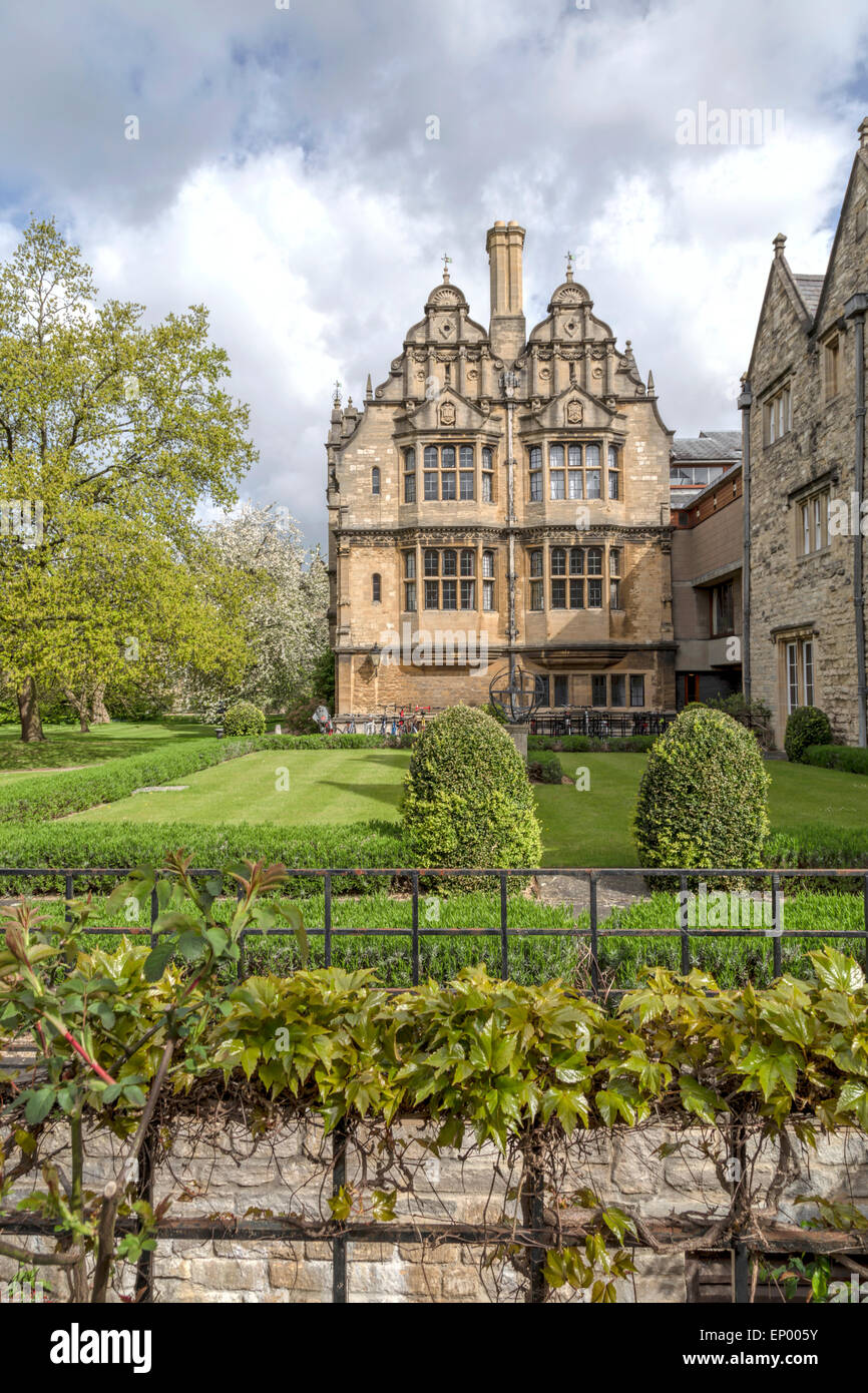 Blick von Broad Street am Trinity College der Universität Stadt Oxford, Oxfordshire, England, Vereinigtes Königreich. Stockfoto