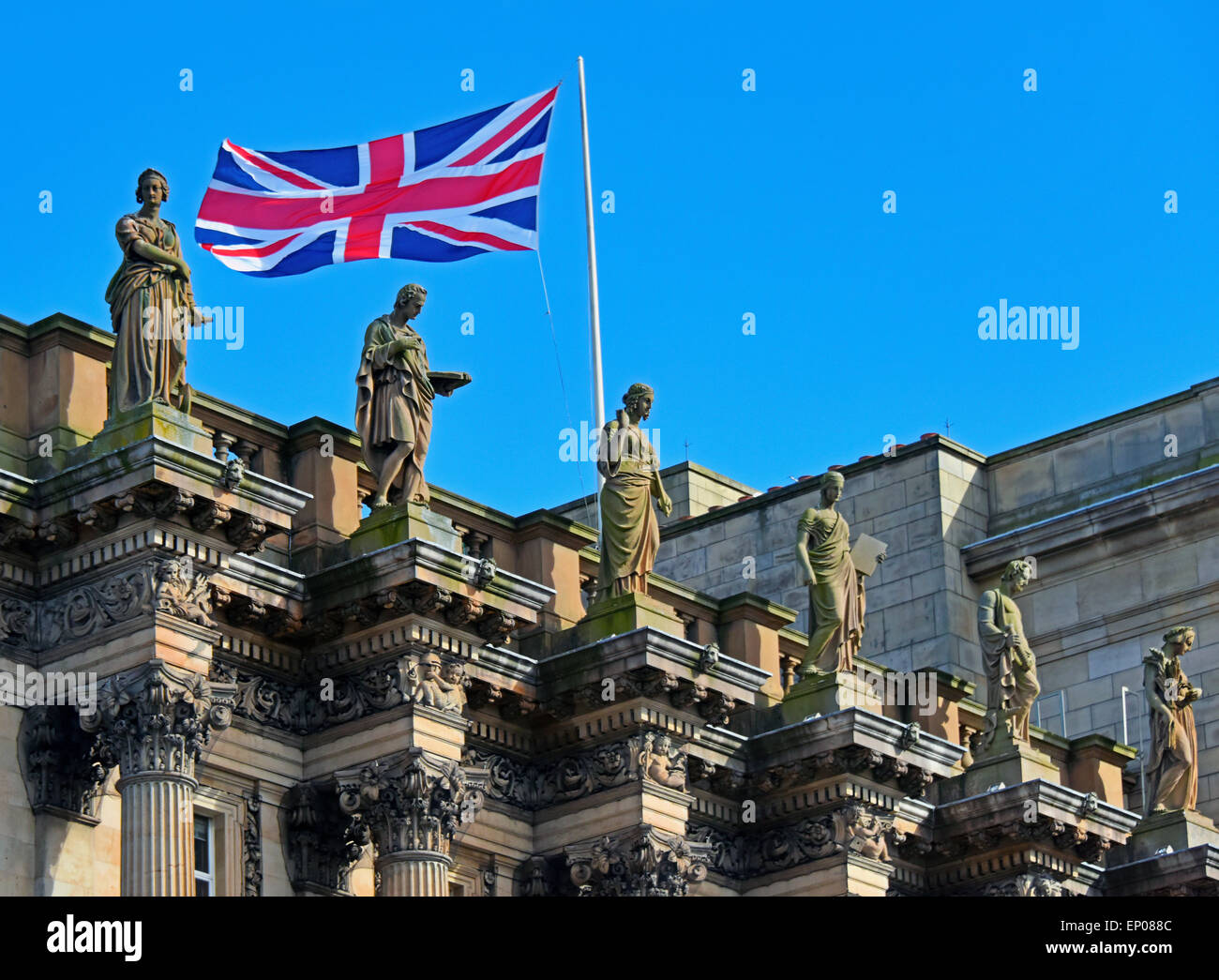 Anschluß-Markierungsfahne auf Bank of Scotland. St.Andrew Street, Edinburgh, Schottland, Vereinigtes Königreich, Europa. Stockfoto