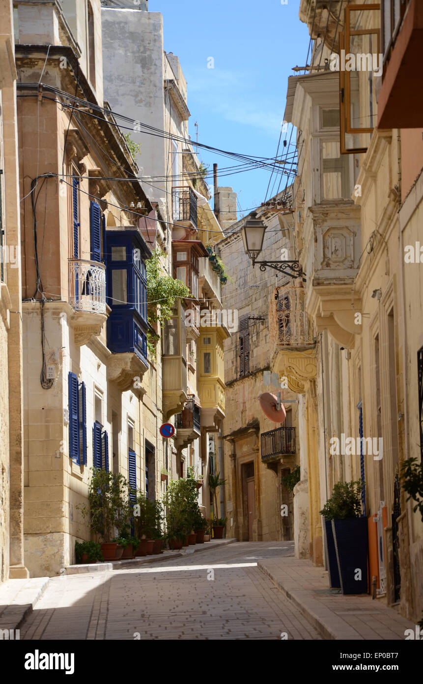 typische Straße in Vittoriosa, Malta Stockfoto
