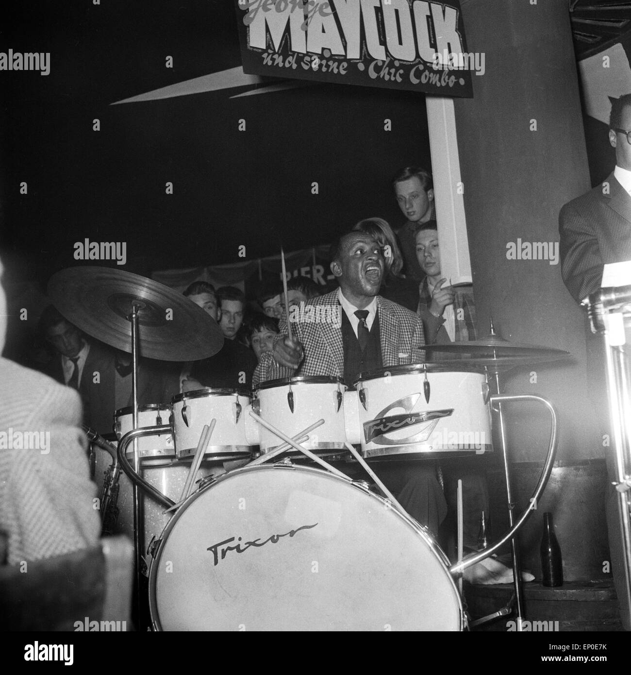 Der Amerikanische Jazzmusiker Und Schlagzeuger Lionel Hampton in Aktion, 30. November 1956. Amerikanischer Jazzmusiker Lionel Hampt Stockfoto