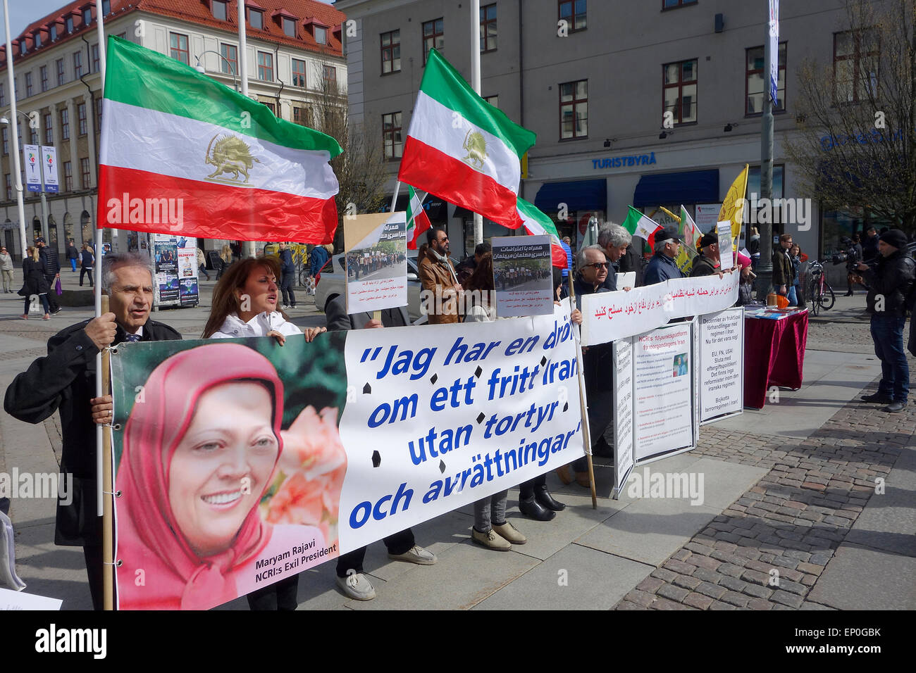 Im Exil Iraner protestieren gegen die iranische Regierung am Kungsportsplatsen Square in Göteborg, Schweden Stockfoto