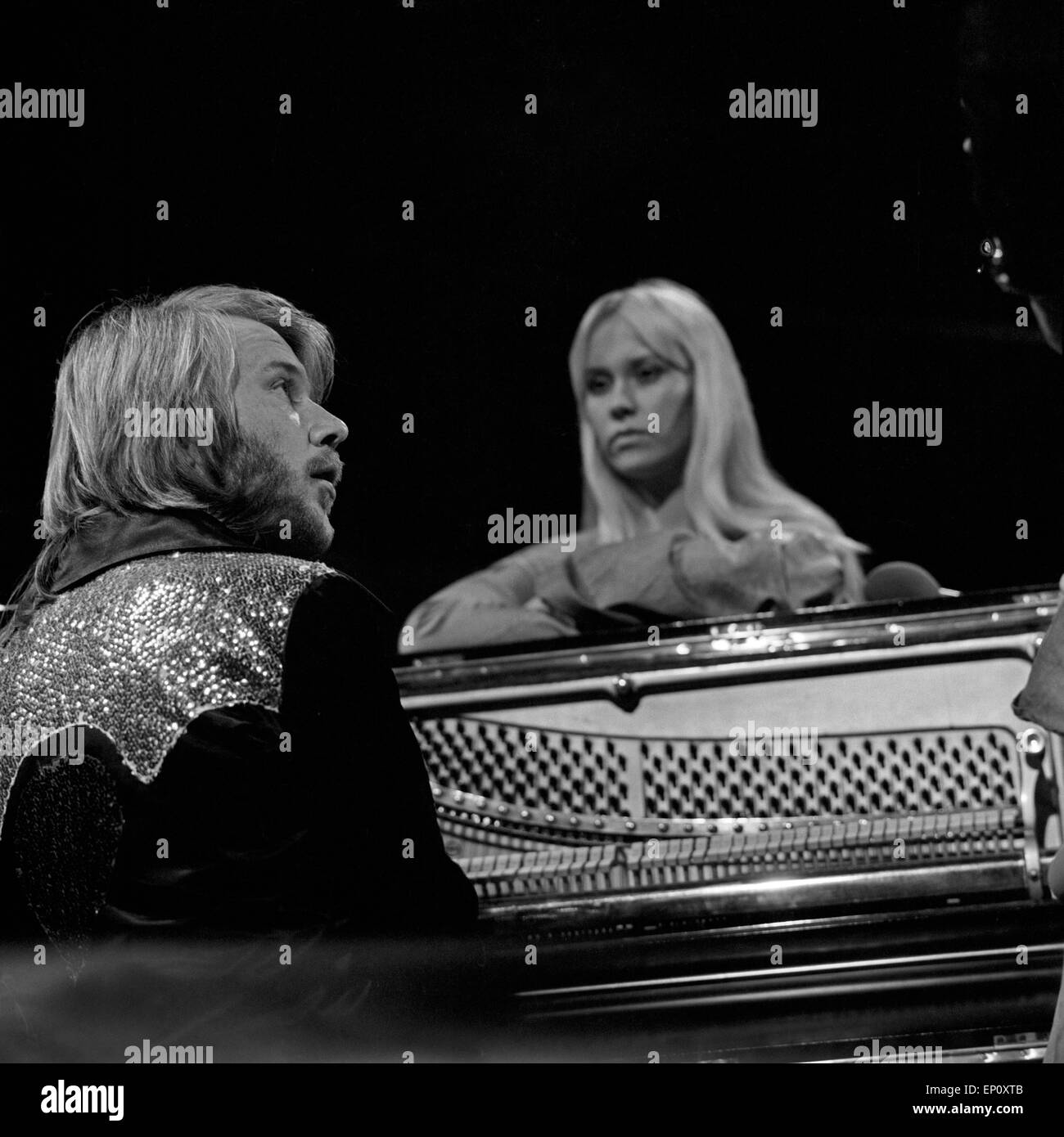 Fältskog Und Björn Ulvaeus von der Schwedischen Popgruppe ABBA, 1970er Jahre Deutschland Fältskog Und Björn Ulvaeus von der Schwedischen Popgruppe ABBA, 1970er Jahre Deutschland