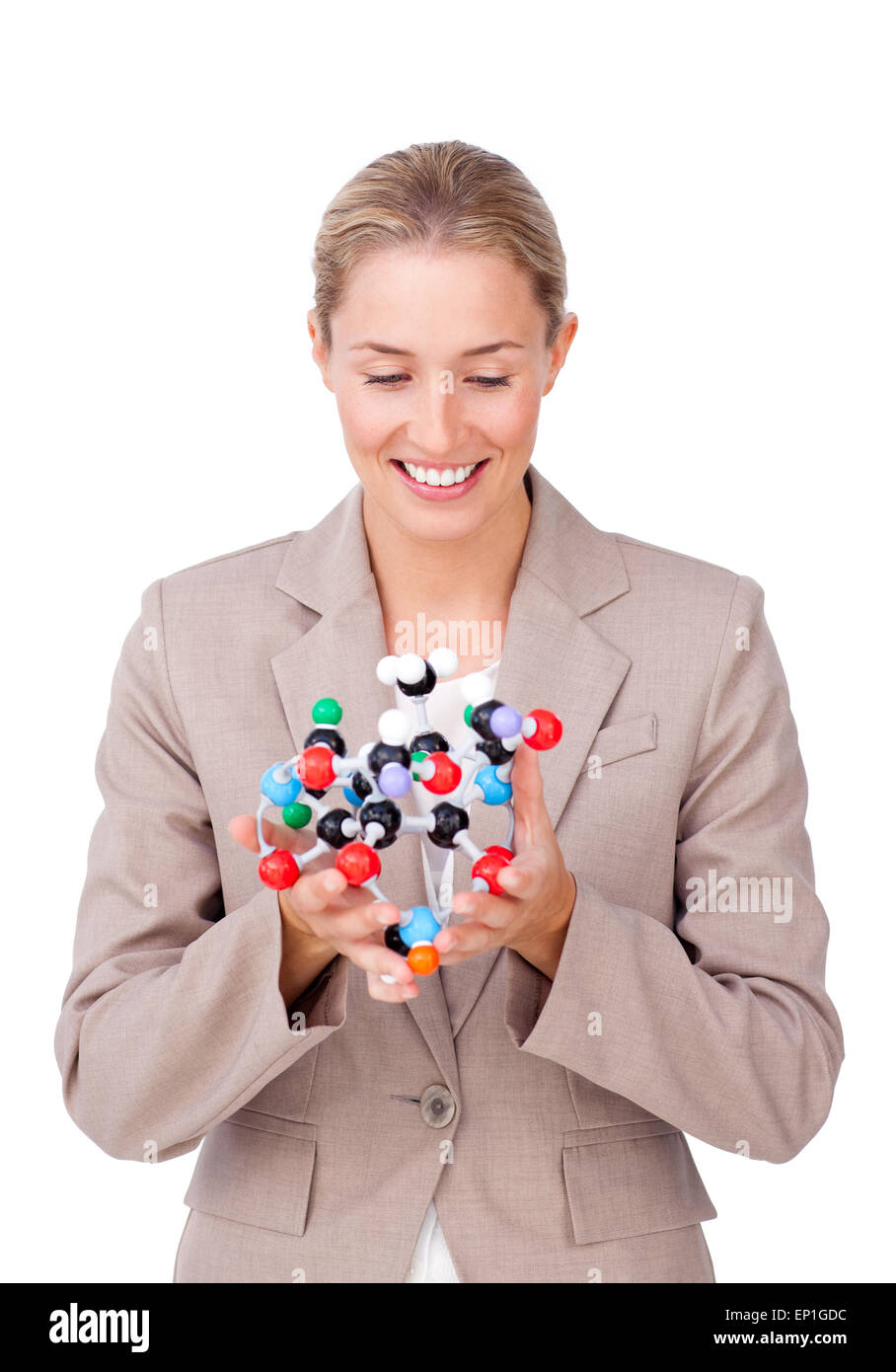 Zuversichtlich Geschäftsfrau betrachten eines Moleküls isoliert auf weißem Hintergrund Stockfoto