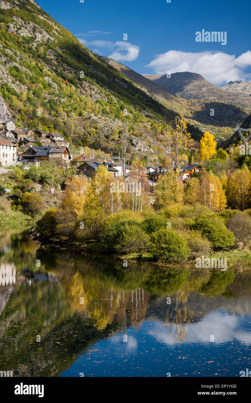 Tavascan Reservoir, Pallars Sobira, Lleida, Katalonien, Spanien Stockfoto