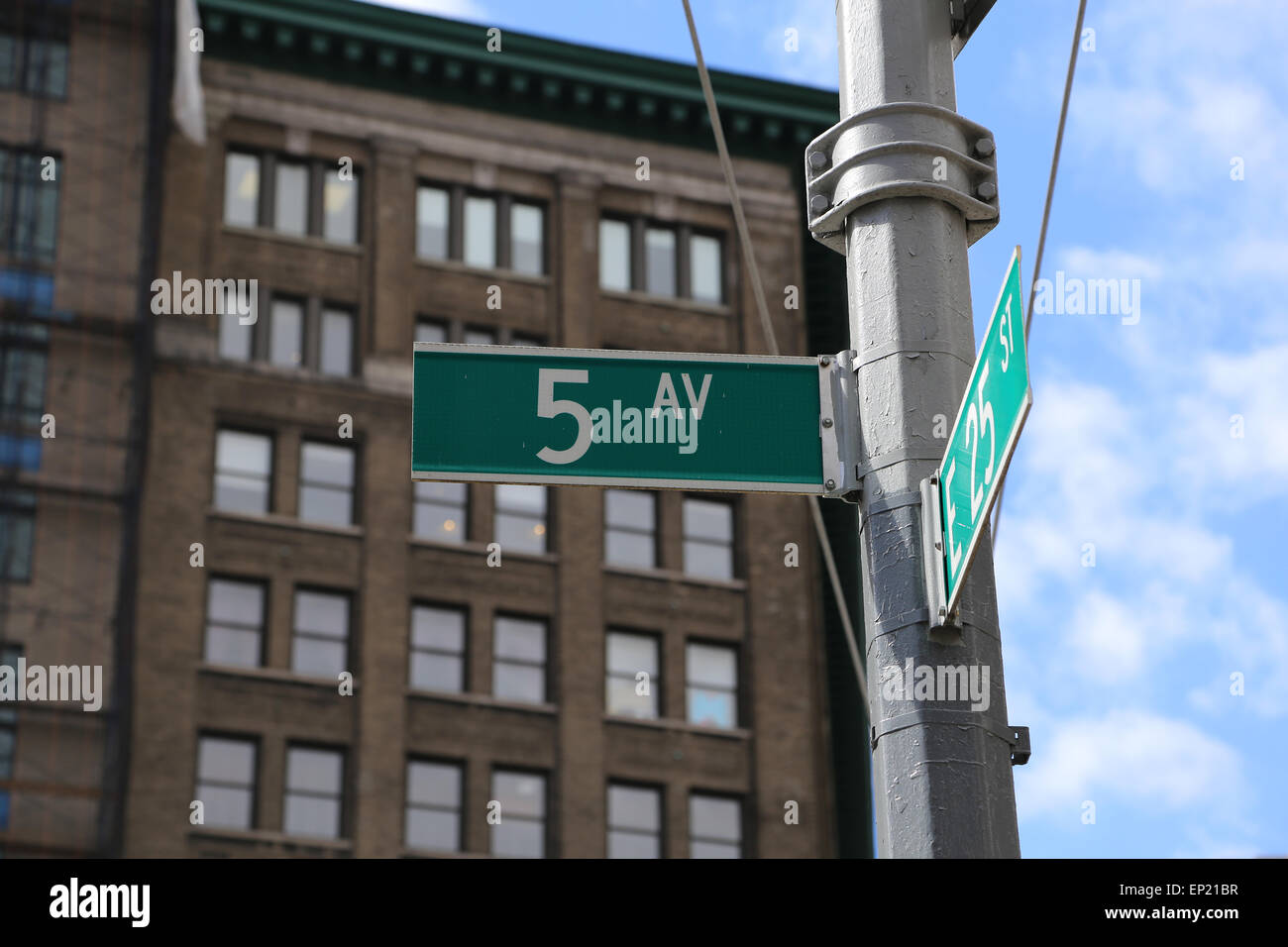 USA. New York City. Lower Manhattan. Plakat. 5th Avenue. Stockfoto
