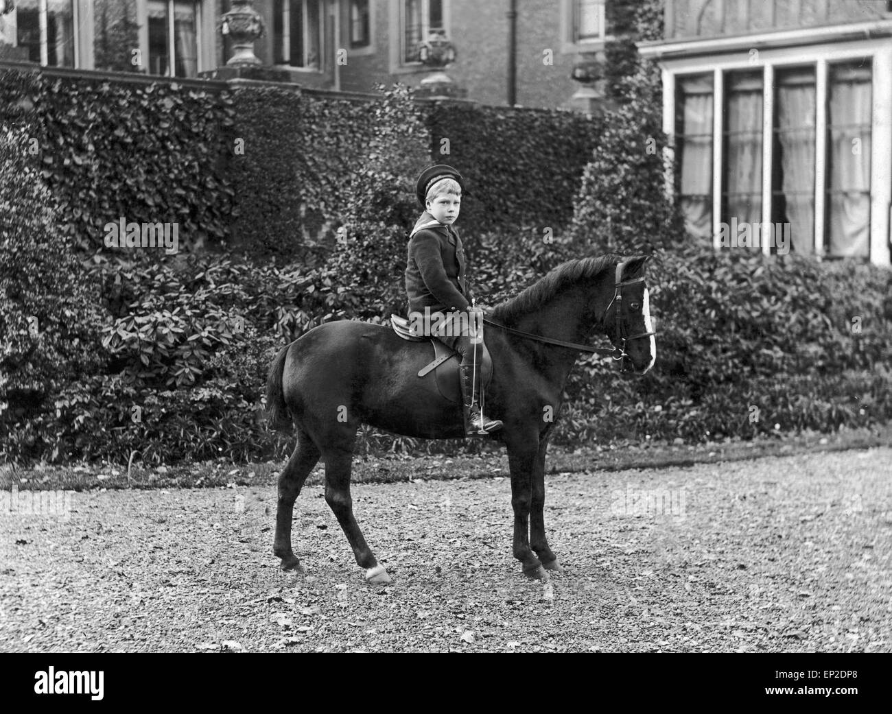 Ein Foto des Prinzen von Wales später Edward VIII auf dem Pferderücken, aufgenommen im Jahre 1902 Stockfoto