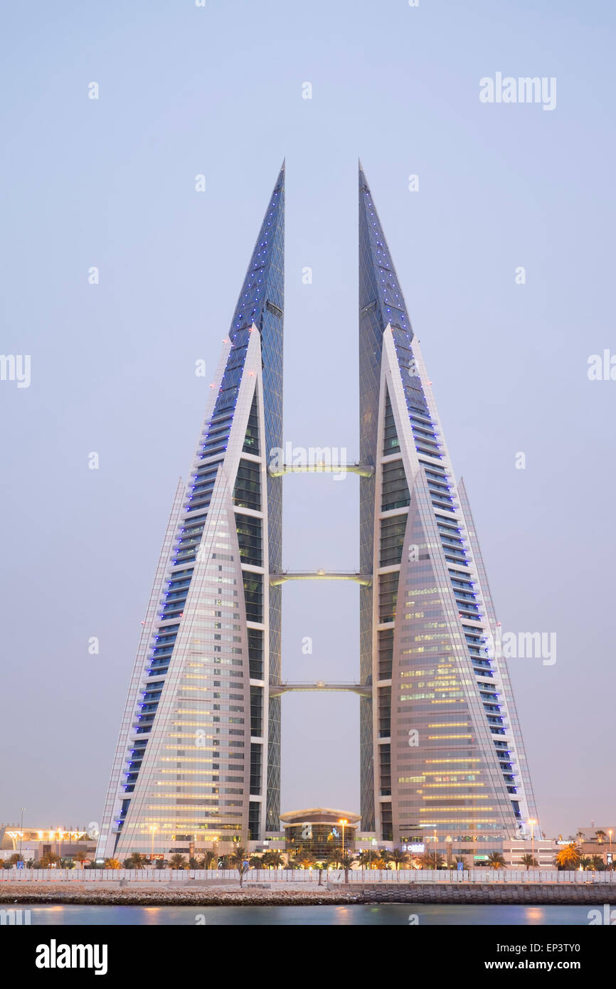 Ansicht des World Trade Centers in Manama im Königreich Bahrain Stockfoto