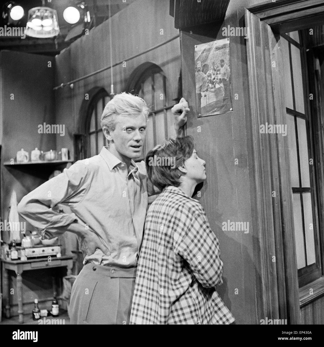 Blick Zurück Im Zorn, Fernsehspiel, Deutschland 1958, Regie: John Olden, Monia: Ingrid Andree, Horst Frank Stockfoto