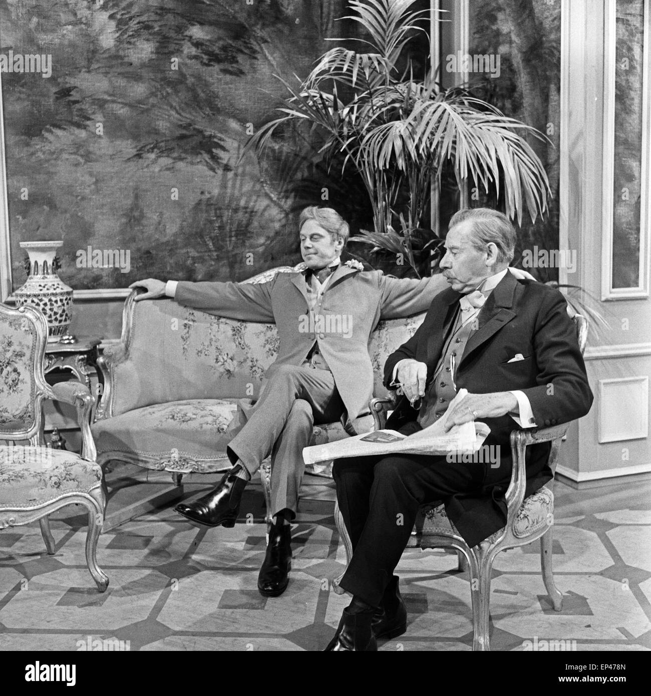 Ein Verkaufsprozesse Gatte, Fernsehfilm, Deutschland 1958, Regie: Hanns Farenburg, Monia: Marius Goring, Paul Henckels Stockfoto