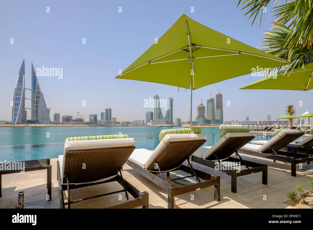 Blick auf Bahrain Skyline von neuen Luxus in vier Jahreszeiten Bahrain Bay Hotel in Bahrain Stockfoto