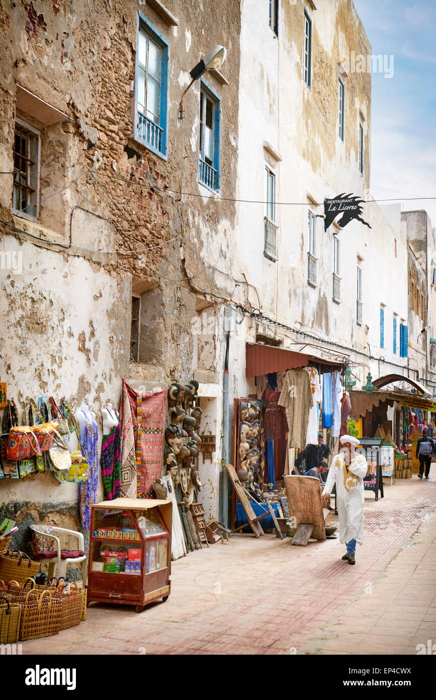 Einer der kleinen Gassen der Medina von Essaouira. Marokko Stockfoto