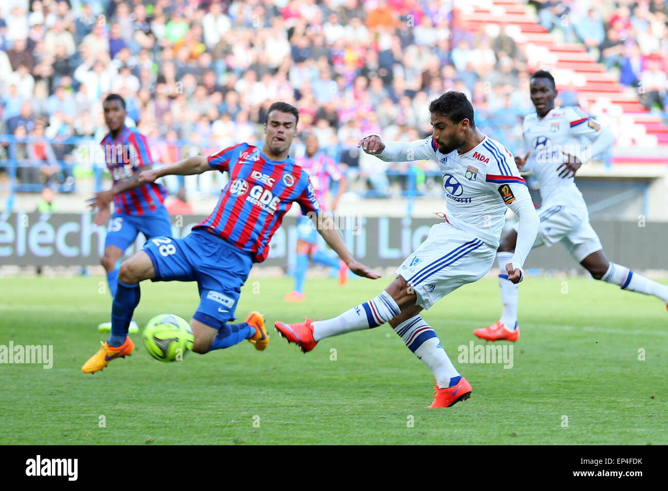 Nabil FEKIR / Damien DA SILVA - 09.05.2015 - Caen / Lyon - 36eme Journee de Ligue 1. Foto: Vincent Michel / Icon Sport Stockfoto