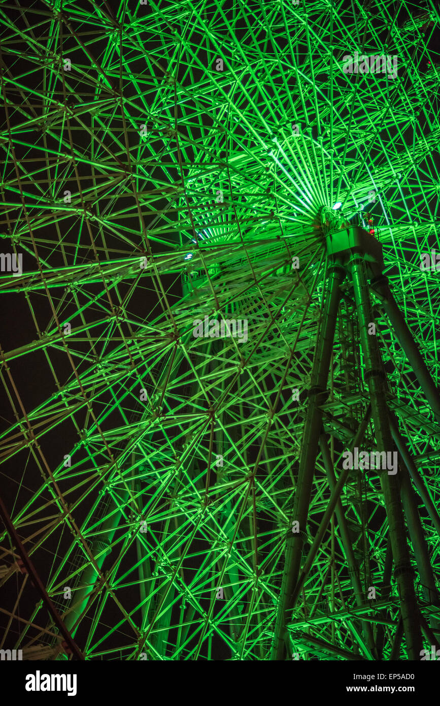 Riesenrad am Abend Stockfoto