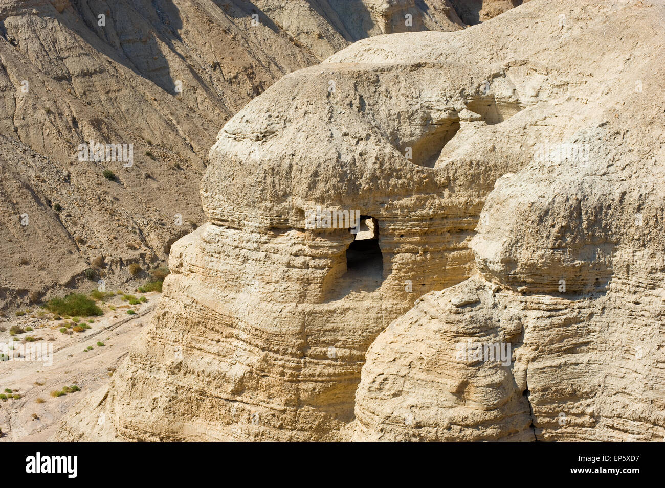 Die Schriftrollen Höhle von Qumran in Israel, wo die Schriftrollen vom Toten Meer gefunden wurden Stockfoto