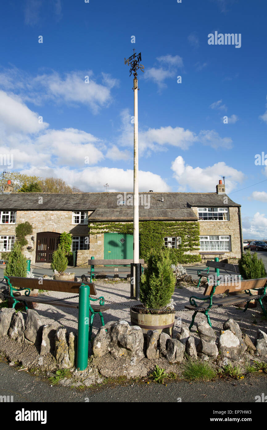 Dorf von Kettlewell, Yorkshire, England. Malerische Aussicht Kettlewell Maibaum. Stockfoto