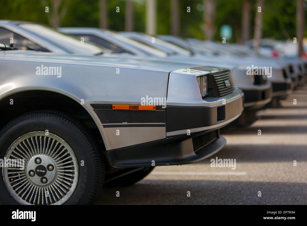 Reihe von Delorean Gebrauchtwagen in eine exotische Parkplatz in der Nähe von Naples, Florida, USA Stockfoto