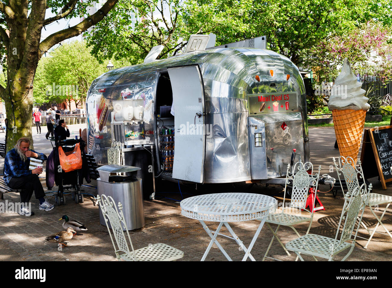 Airstream mobile Snackbar, South Bank; London; England; UK Stockfoto