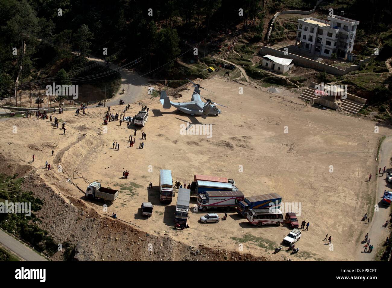 Dolakha. 14. Mai 2015. Foto aufgenommen am 14. Mai 2015 zeigt eine Luftaufnahme von Erdbeben betroffenen Region in Dolakha Bezirk, 150 km von Kathmandu, Nepal. Die Zahl der Todesopfer in ein frisches mächtig Beben, die Nepal am Dienstag getroffen hat 96 und rund 2563 kletterte auf verletzte, Nepal Polizei sagte in seinem neuesten Update am Donnerstag. Bildnachweis: Pratap Thapa/Xinhua/Alamy Live-Nachrichten Stockfoto