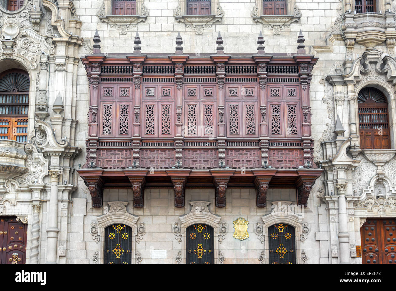 Historische Architektur auf der Plaza Mayor in der Altstadt von Lima, Peru Stockfoto