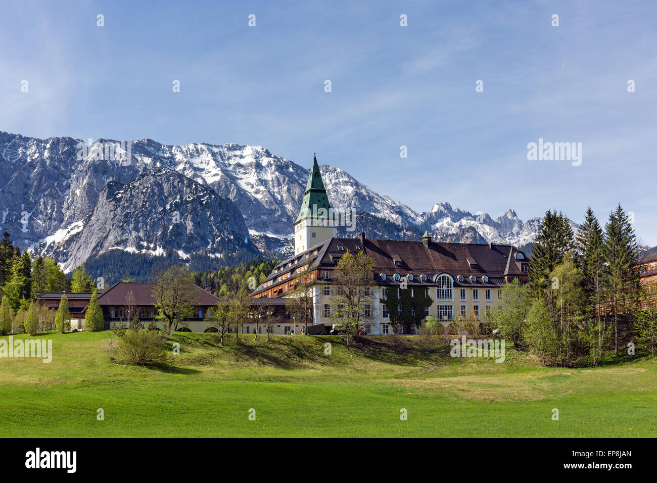 Schlosshotel Schloss Elmau, Veranstaltungsort des G7-Gipfels in 2015, Klais, Wettersteingebirge, Werdenfelser Land, Oberbayern Stockfoto