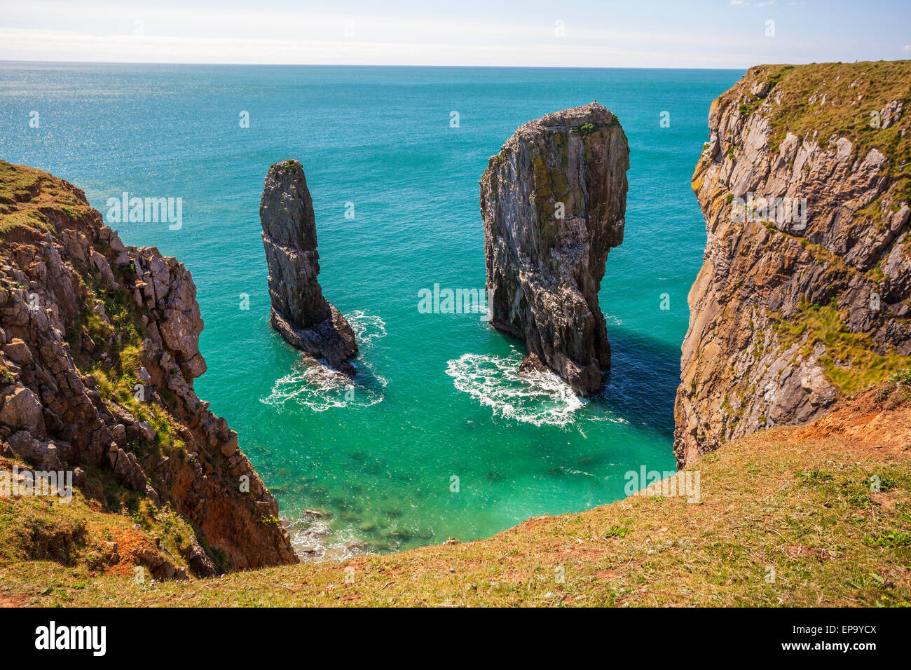 Stapeln Sie Felsen, Pembrokeshire, Wales, Großbritannien Stockfoto