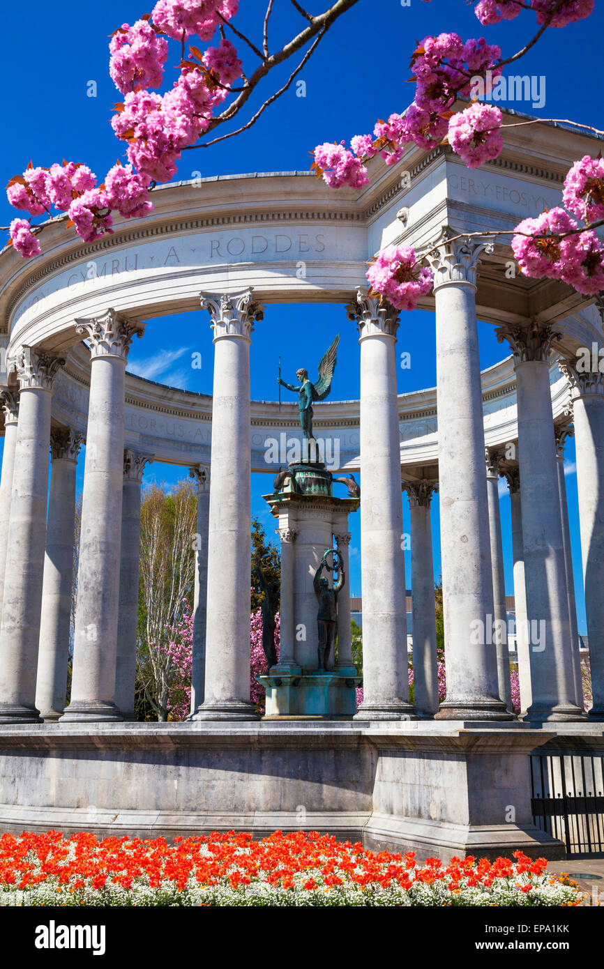 Walisische Nationalkriegs-Gedenkstatue, Alexandra Gardens, Cathays Park, Cardiff, Wales, Großbritannien Stockfoto