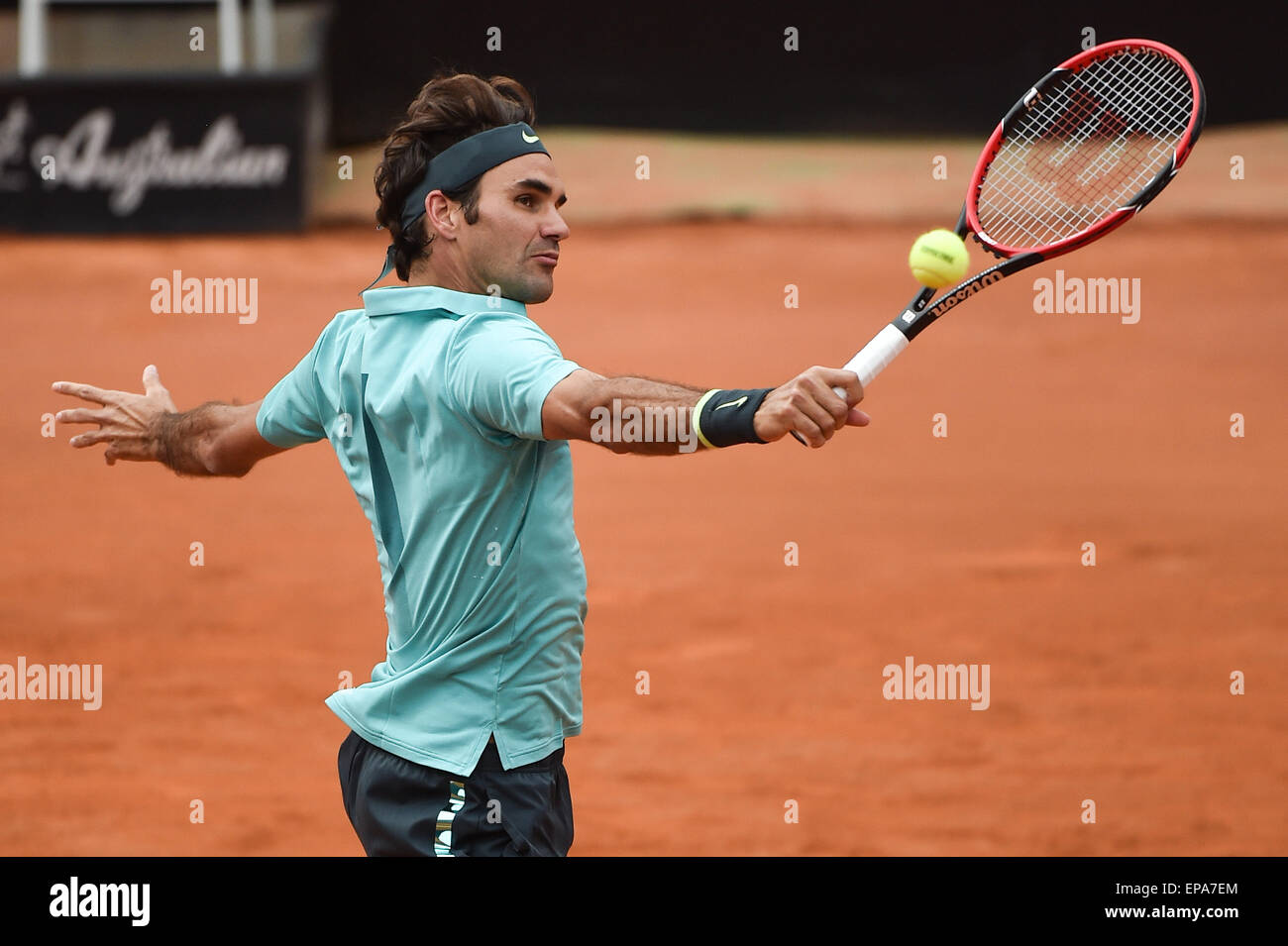 14.05.2015 Rom, Italien. BNL ATP italienischen Open Tennis. Roger Federer (SUI) in Aktion gegen Kevin Anderson (RSA) Stockfoto