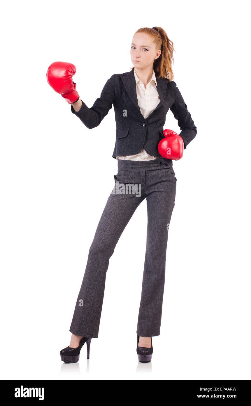 Frau Geschäftsfrau mit Boxhandschuhen auf weiß Stockfoto