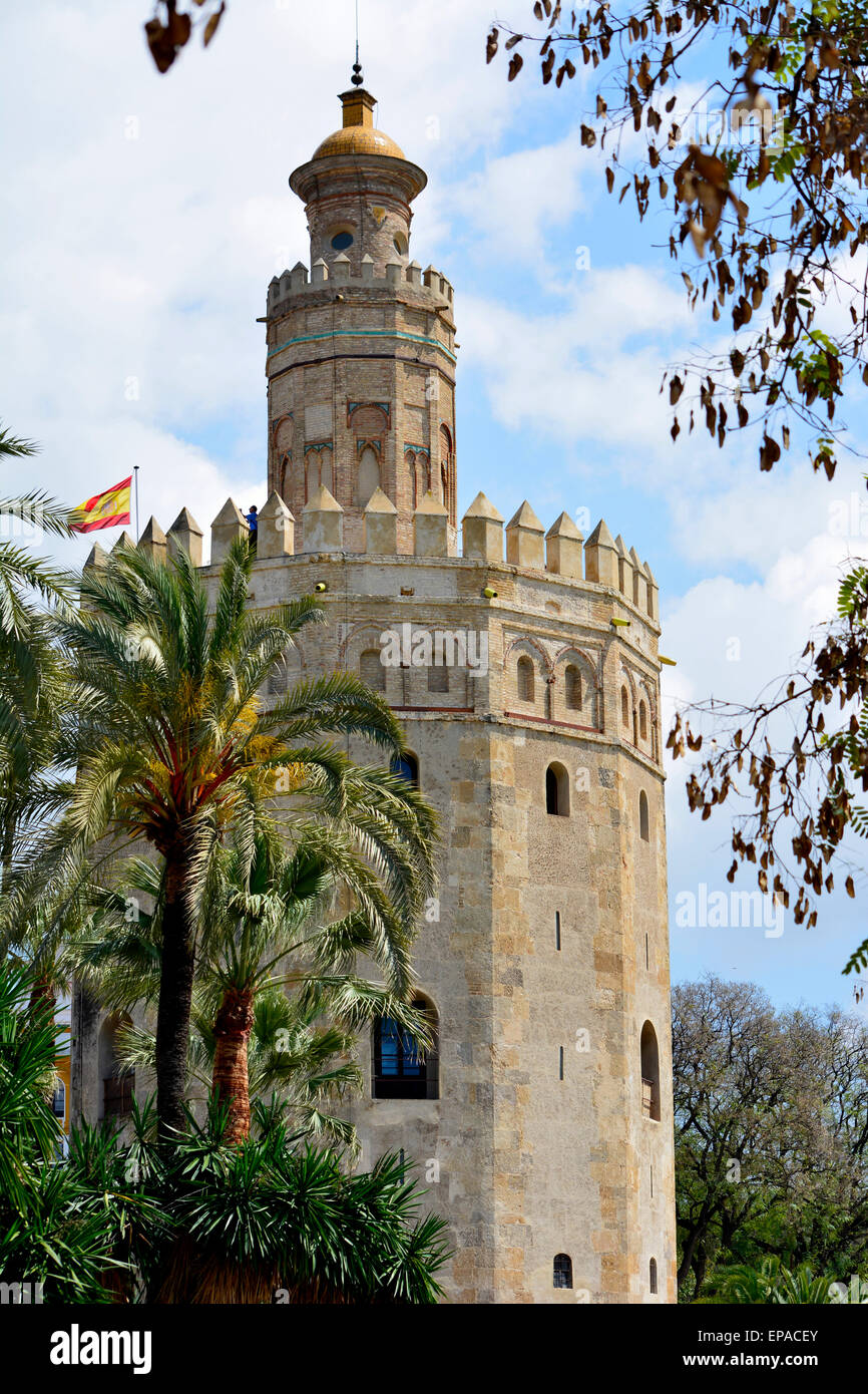 Vistas de Sevilla. Torre del Oro. Stockfoto