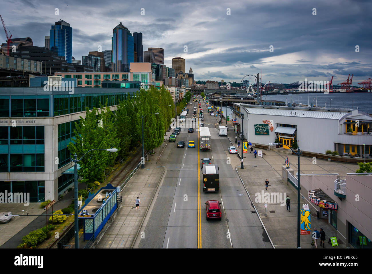 Ansicht des Alaskan Weg von der Bell Street Bridge in Seattle, Washington. Stockfoto
