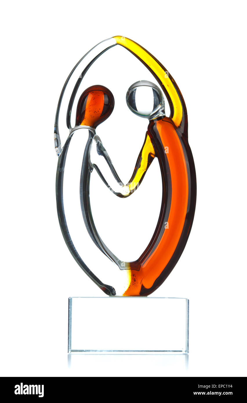 Glas-Statuette zeigt zwei Personen vereint. Stockfoto