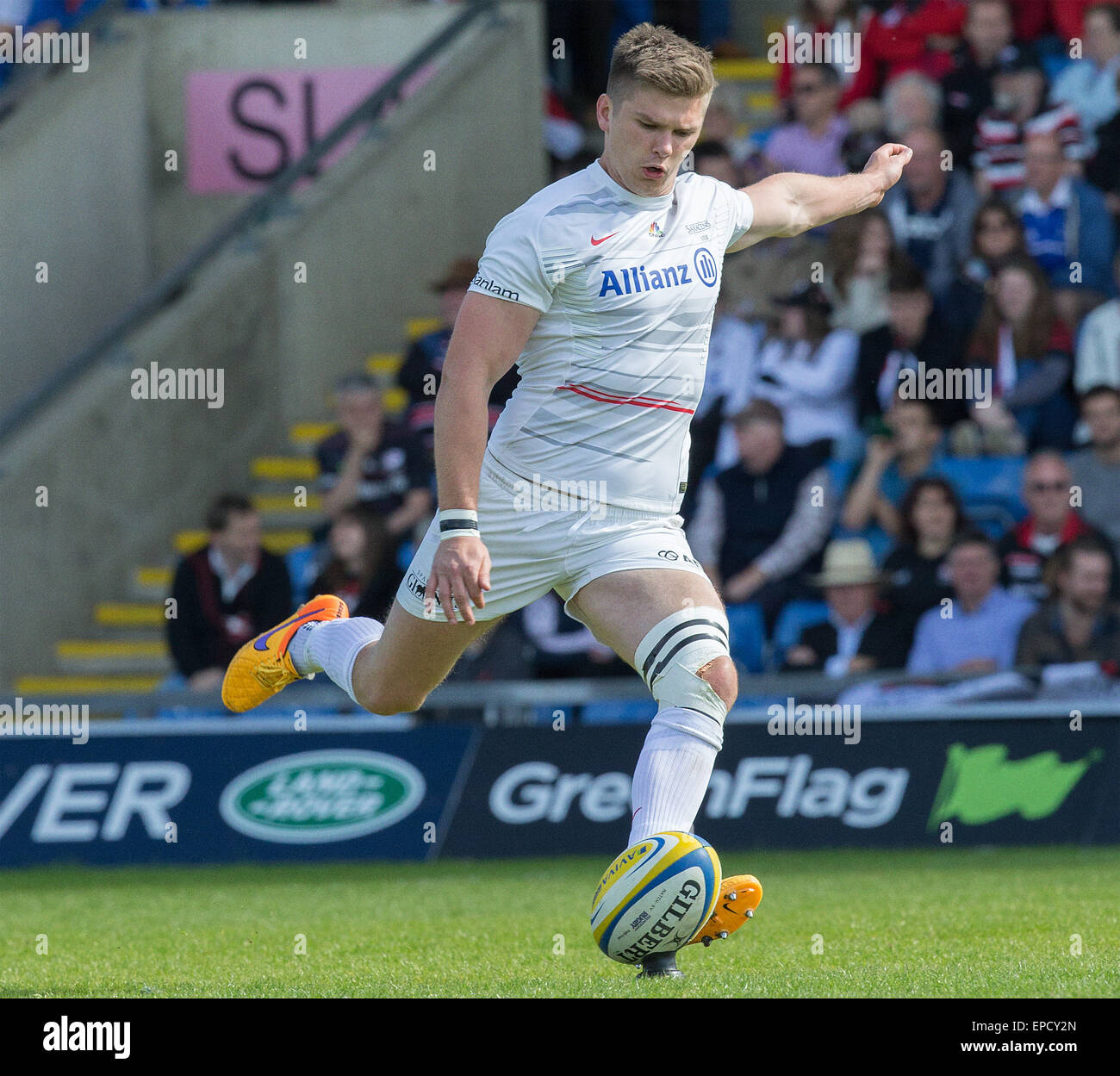 Oxford, UK. 16. Mai 2015. Aviva Premiership Rugby. London Welsh gegen Sarazenen. Owen Farrell konvertieren einen Versuch. Bildnachweis: Aktion Plus Sport/Alamy Live-Nachrichten Stockfoto