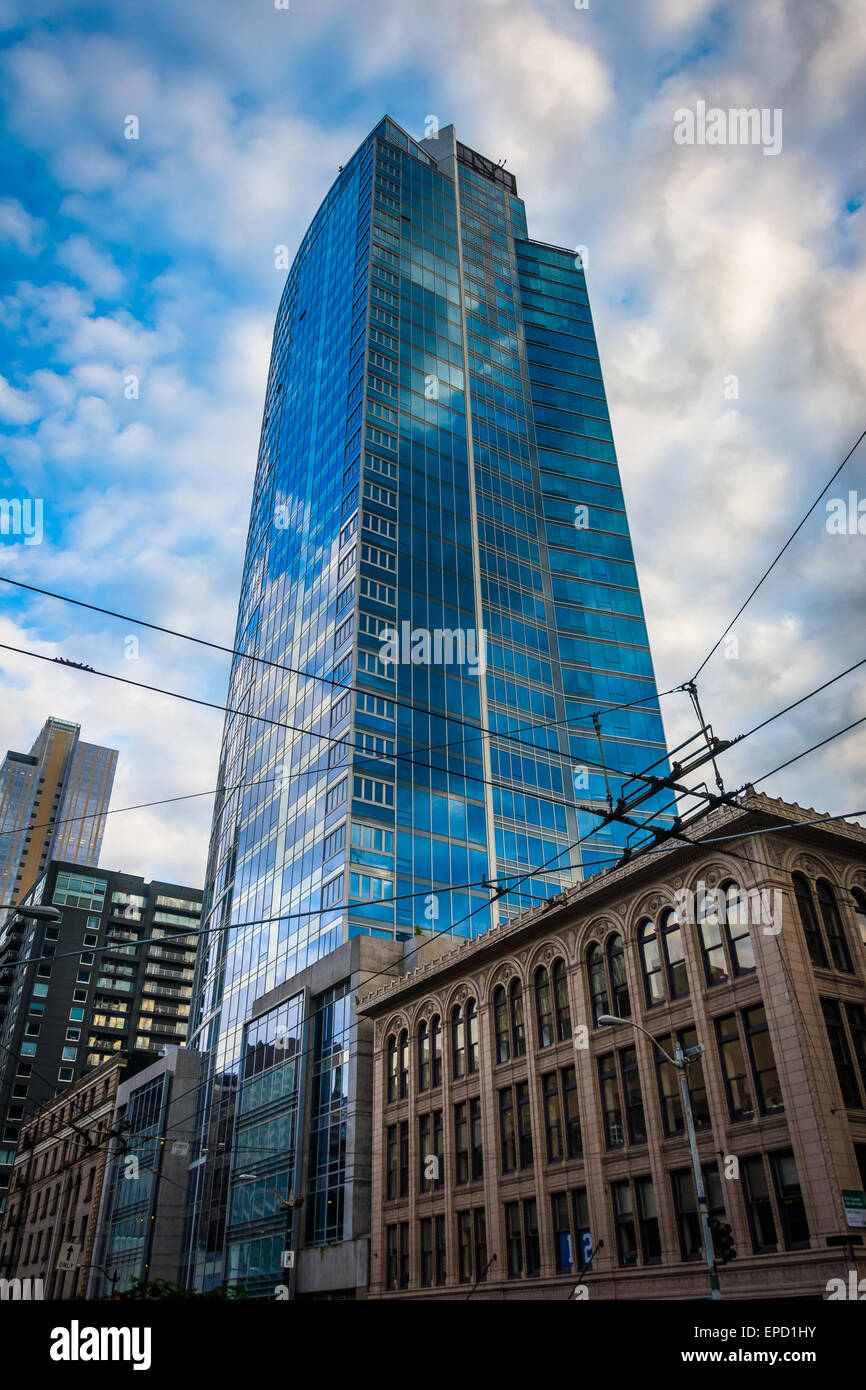 Modernes Gebäude in der Innenstadt von Seattle, Washington. Stockfoto