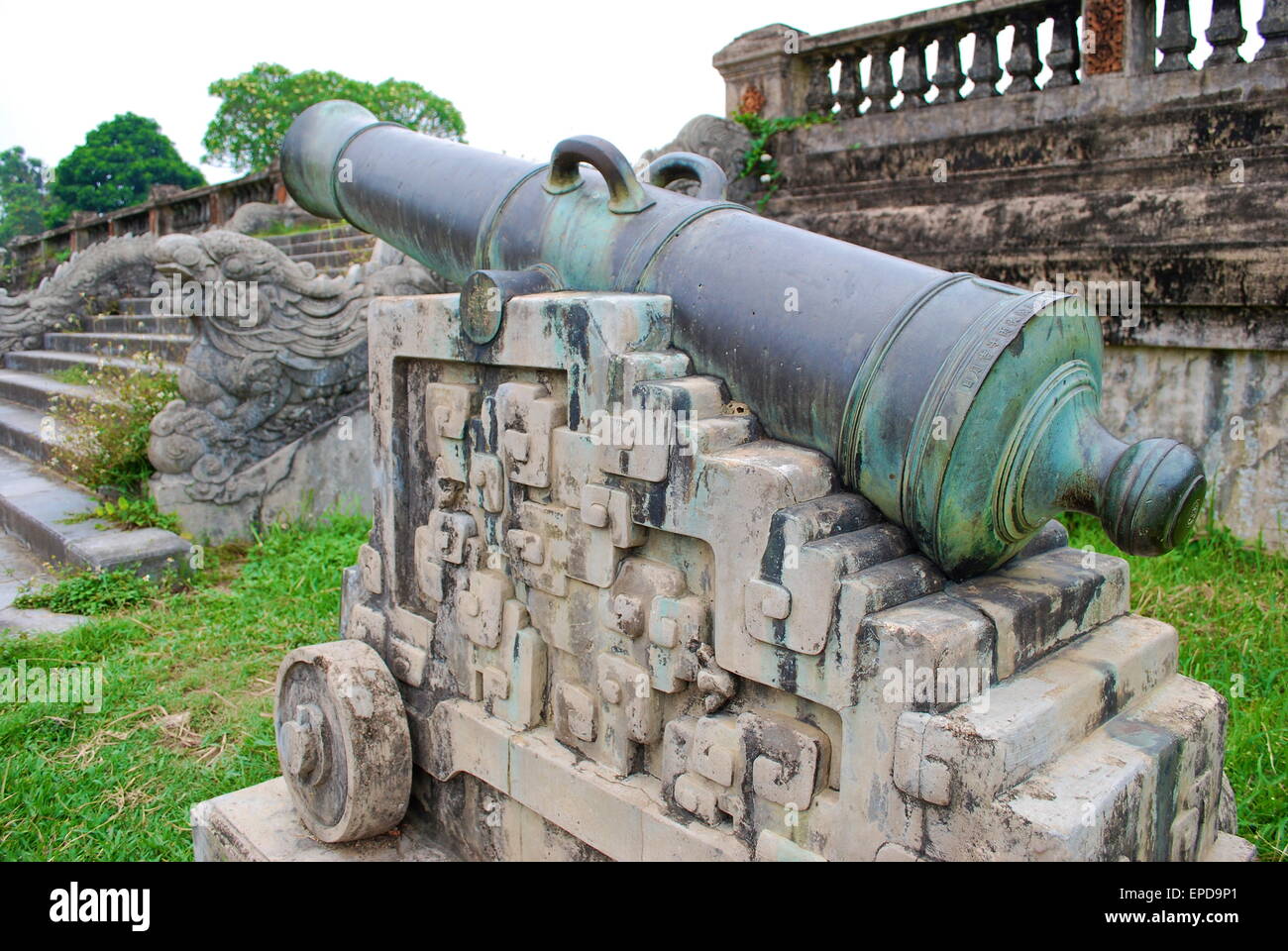 Kanone auf die imperiale Zitadelle, Hue, Vietnam Stockfoto