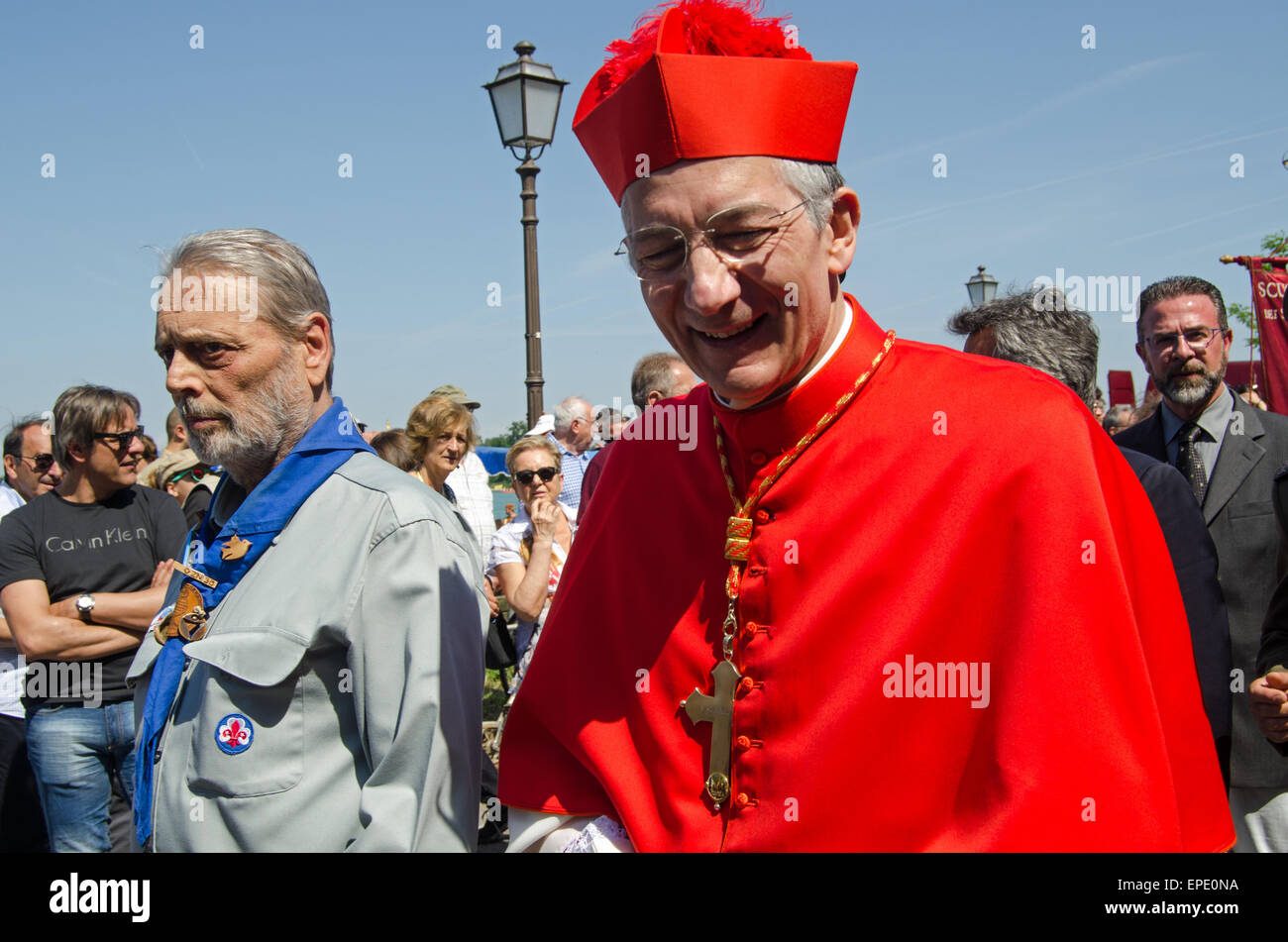 Venedig, Italien - 17. Mai 2015: Der Patriarch von Venedig - Francesco Moraglia - während die Festa della Sensa, Lido di Venezia. Stockfoto