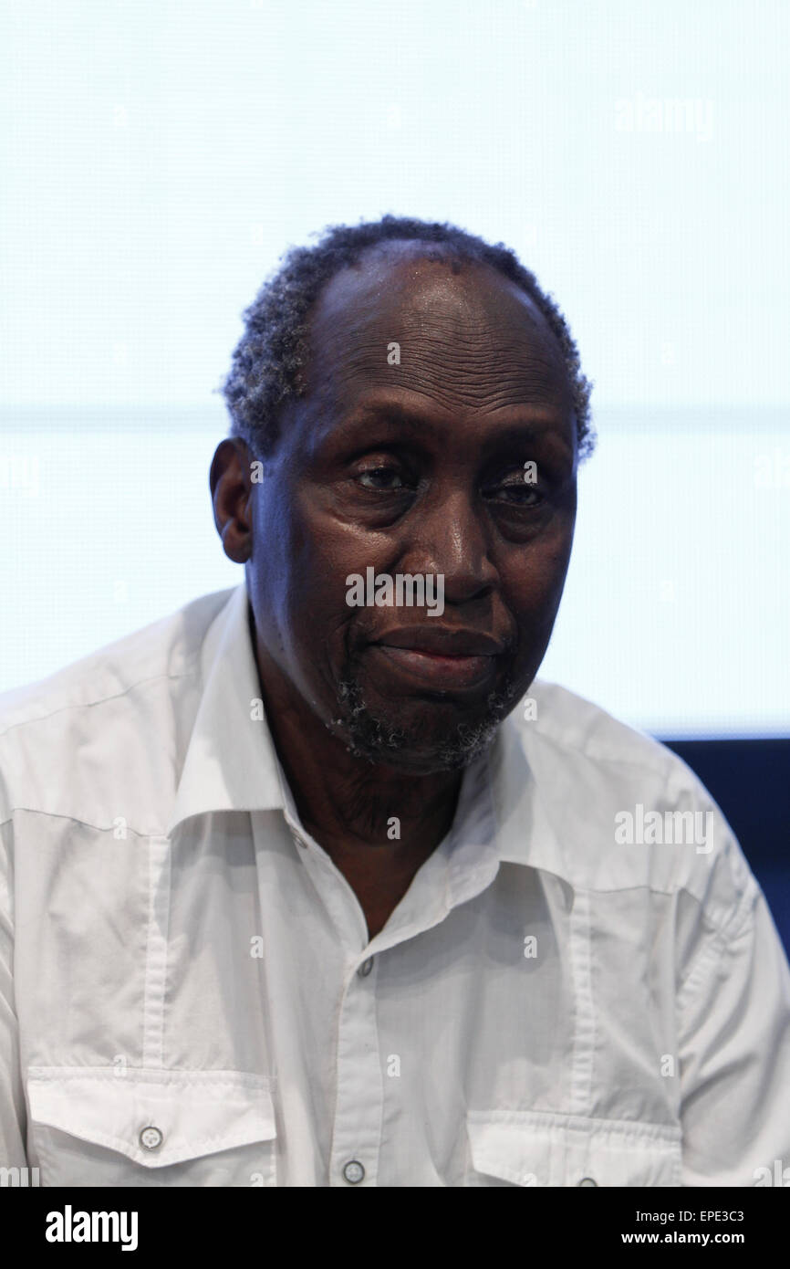 Turin, Italien, 17. Mai 2015. Kenianische Autor Ngugi wa Thiong'o ist Gast bei Turin Buchmesse Entkolonialisierung sprechen. Stockfoto