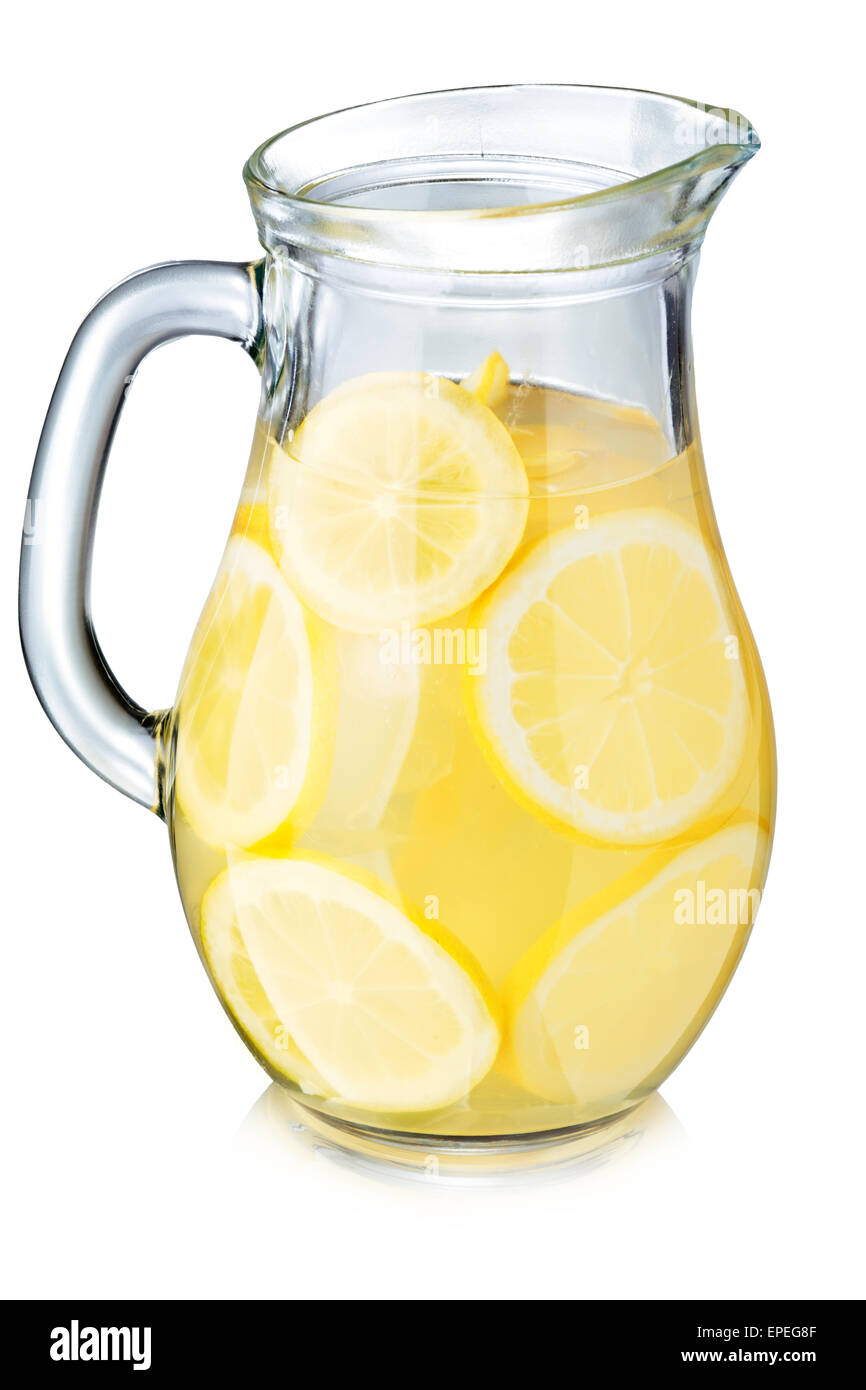 Eine Flasche Limonade mit Zitrone Scheiben erhöhten Blick Stockfoto