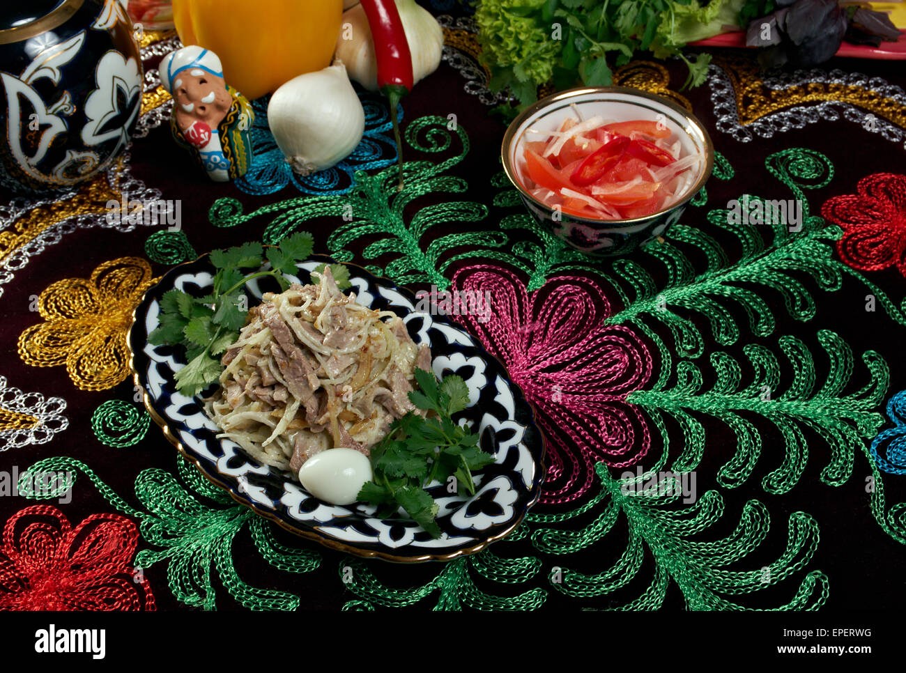 Usbekische Rindfleisch Salat-zentrale asiatische Küche Stockfoto