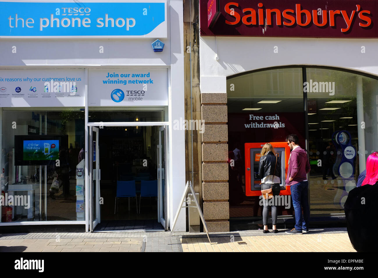 Tesco phone shop -Fotos und -Bildmaterial in hoher Auflösung – Alamy