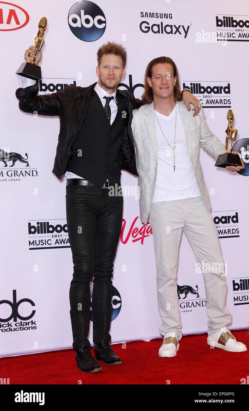 Las Vegas, NV, USA. 17. Mai 2015. Florida-Georgia-Line im Presseraum für 2015 Billboard Music Awards - Press Room, MGM Grand Garden Arena, Las Vegas, NV 17. Mai 2015. Bildnachweis: MORA/Everett Collection/Alamy Live-Nachrichten Stockfoto