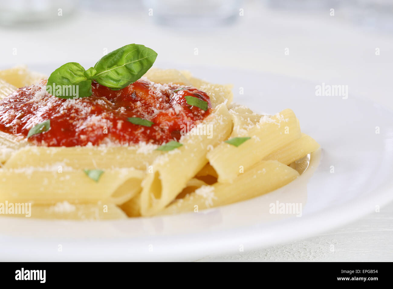 Penne Rigate Napoli Mit Tomaten Sauce Nudeln Pasta Gericht Stockfoto