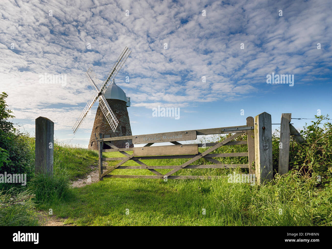 Tor zum Halnaker Windmühle in der Nähe von Chichester in West Sussex Stockfoto